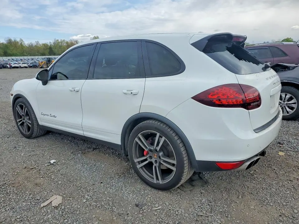 2012 PORSCHE CAYENNE TURBO  