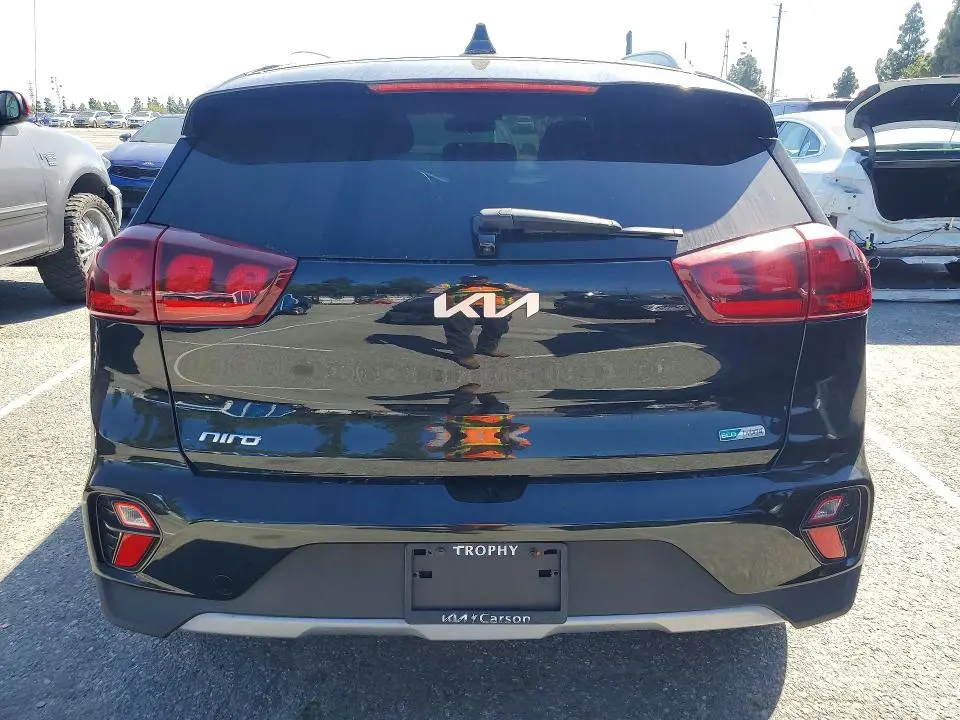 2022 KIA NIRO LXS  