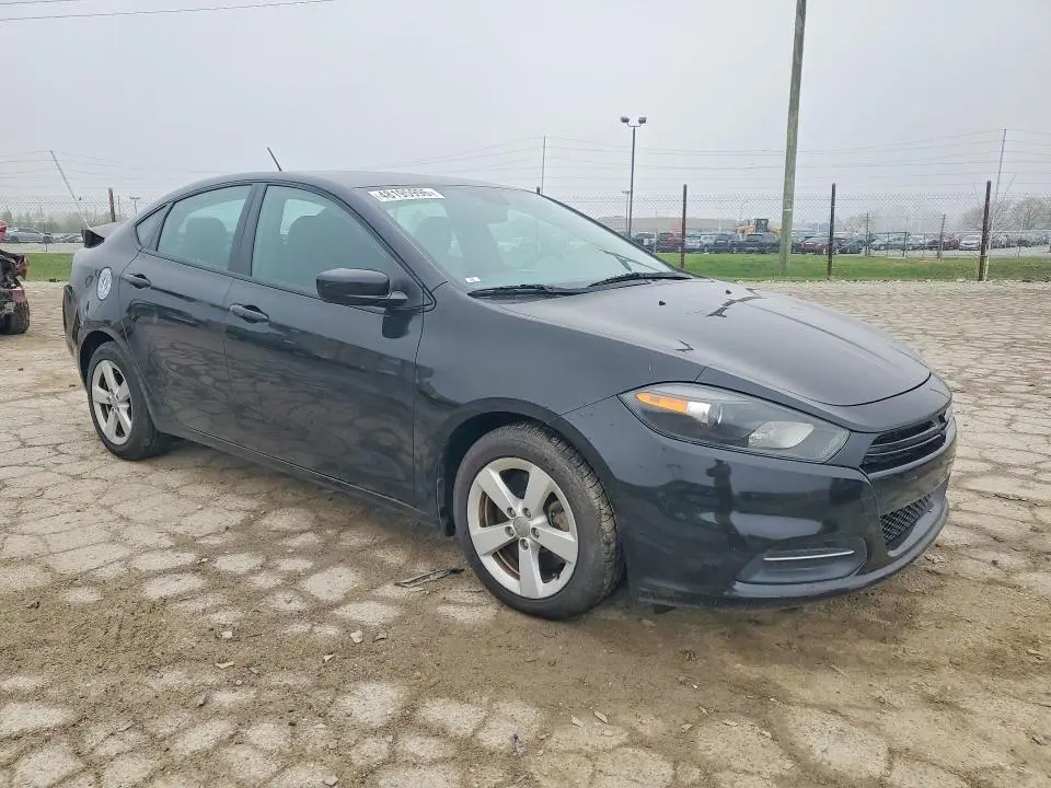 2015 DODGE DART SXT  