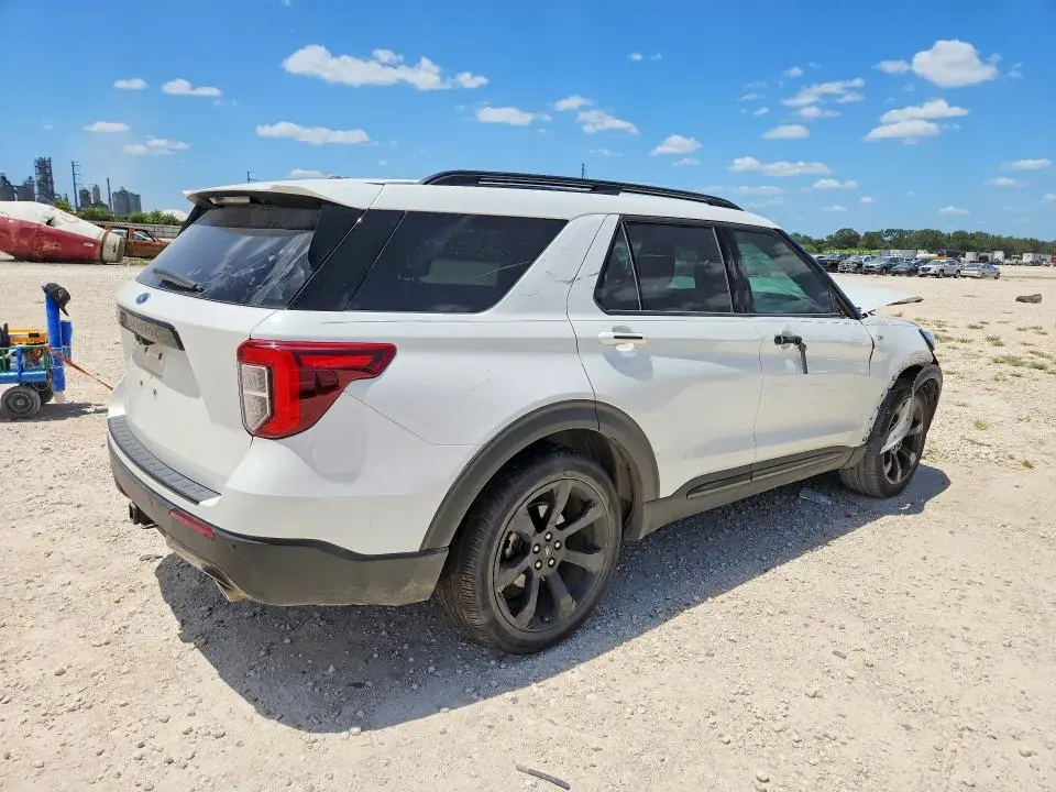 2022 FORD EXPLORER ST-LINE  