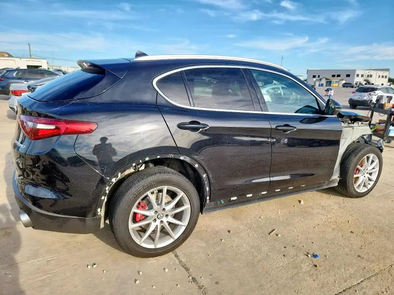 2018 ALFA ROMEO STELVIO TI  
