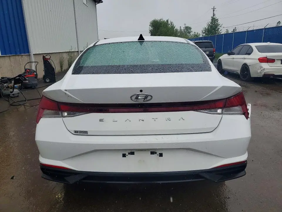 2021 HYUNDAI ELANTRA SEL  
