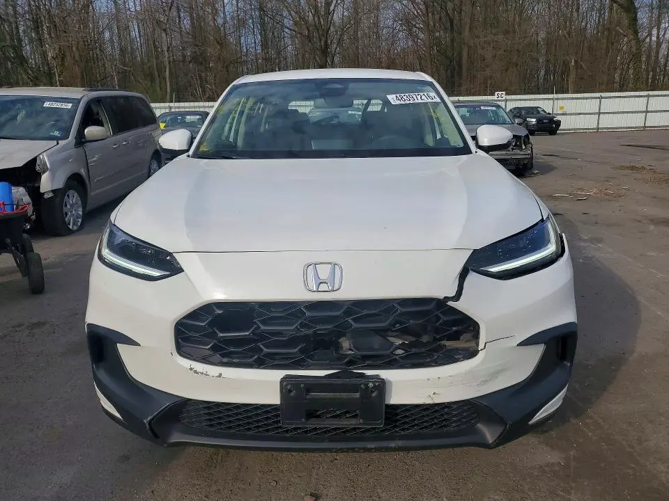 2023 HONDA HR-V LX  