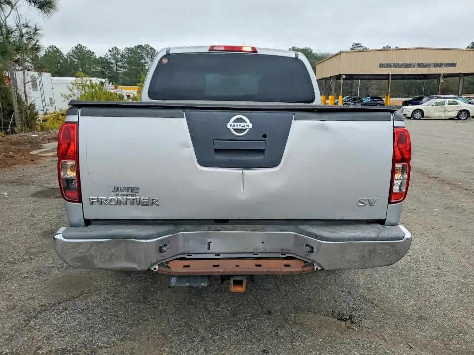 2011 NISSAN FRONTIER S  