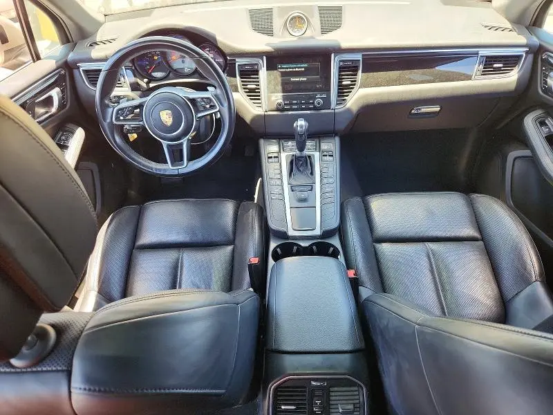 2017 PORSCHE MACAN S  