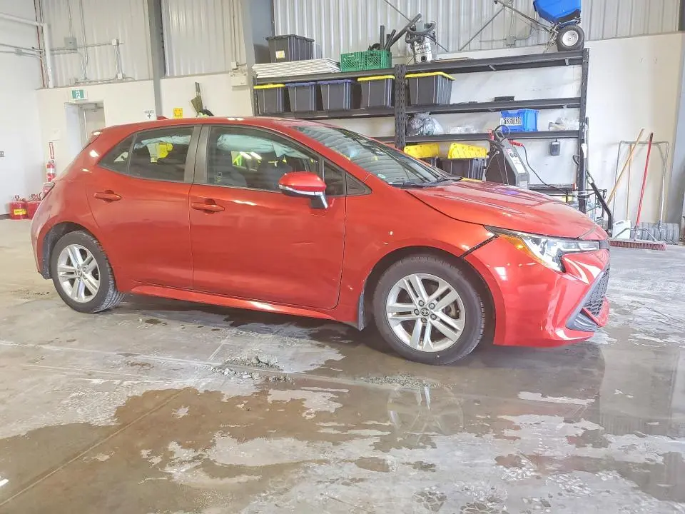 2019 TOYOTA COROLLA SE  