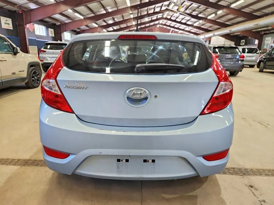 2013 HYUNDAI ACCENT GS  