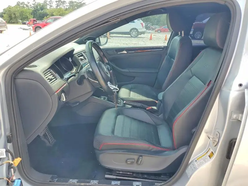 2015 VOLKSWAGEN JETTA   