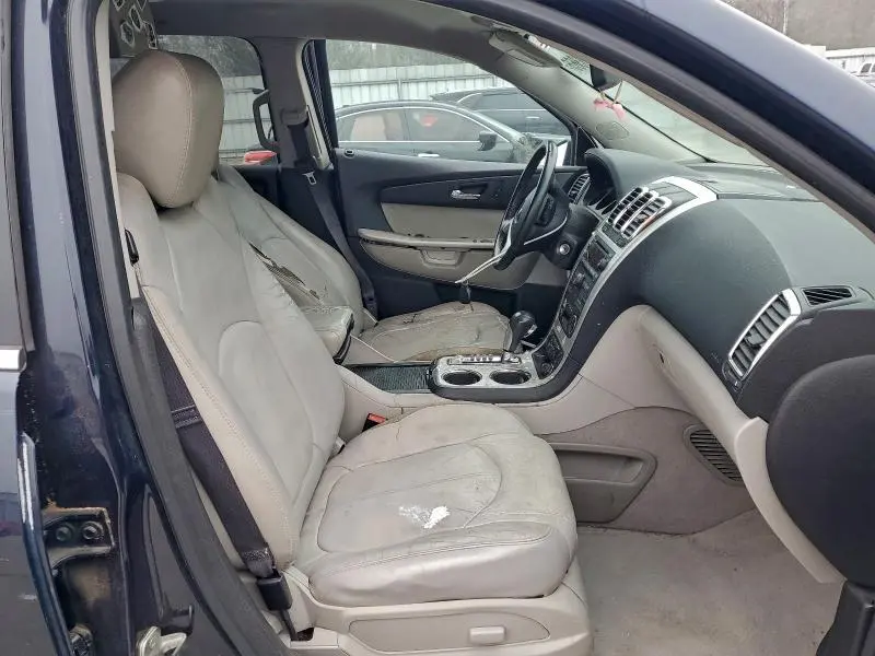 2011 GMC ACADIA SLT-1  