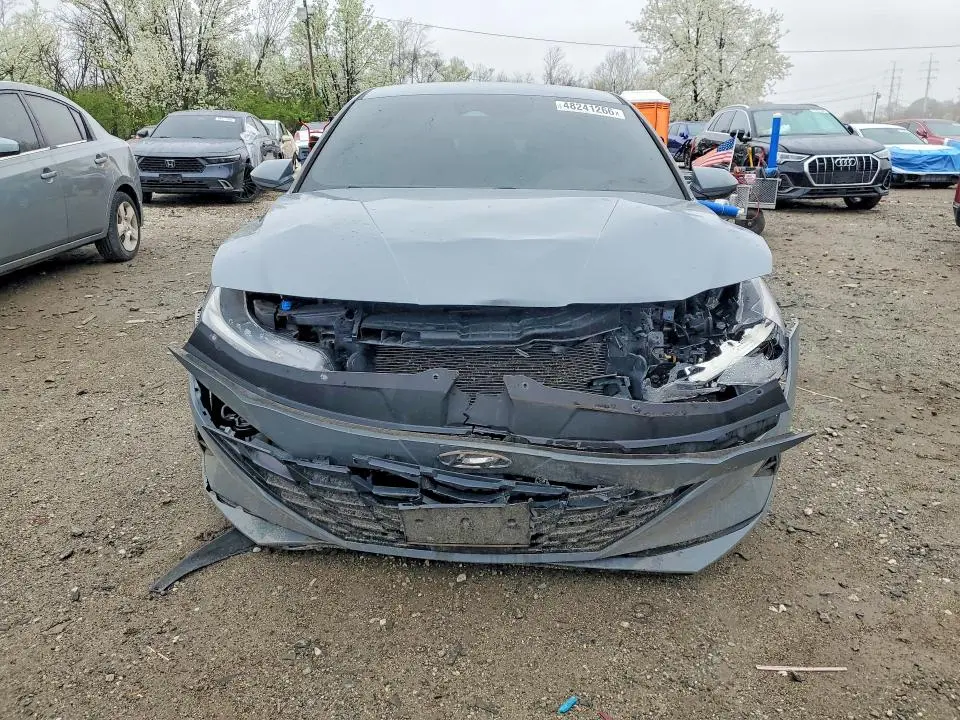 2021 HYUNDAI ELANTRA SEL  