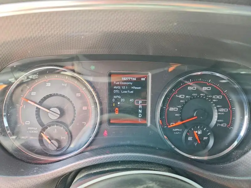 2012 DODGE CHARGER SE  