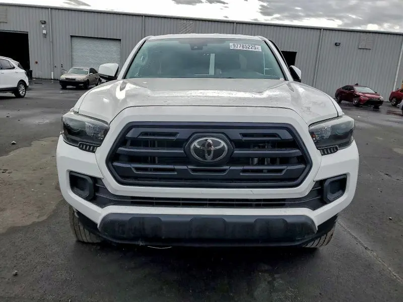 2019 TOYOTA TACOMA SR  
