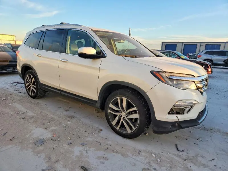 2017 HONDA PILOT ELITE  