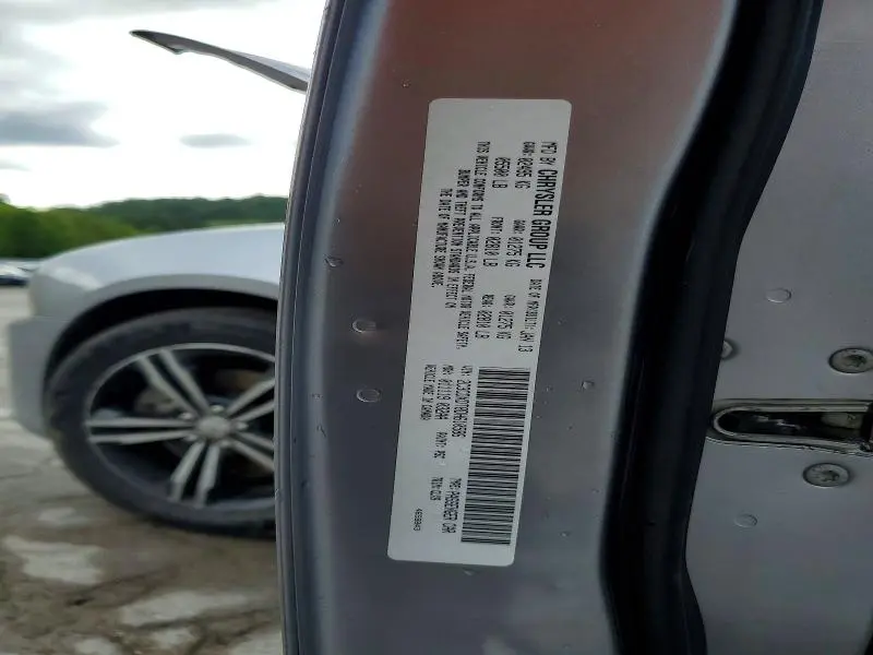 2013 DODGE CHARGER R  