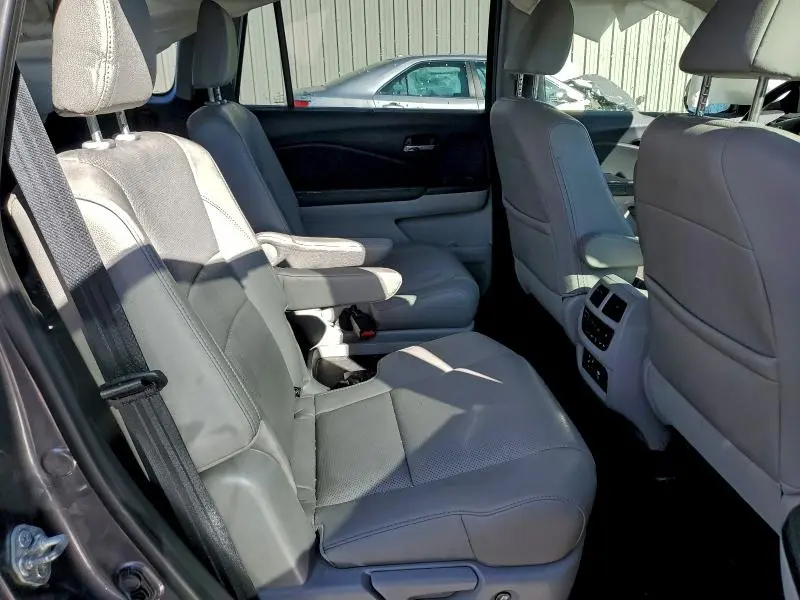 2017 HONDA PILOT ELITE  