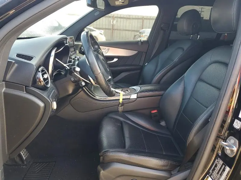 2019 MERCEDES-BENZ GLC 300 4MATIC  