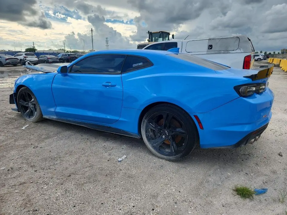 2022 CHEVROLET CAMARO LT1  