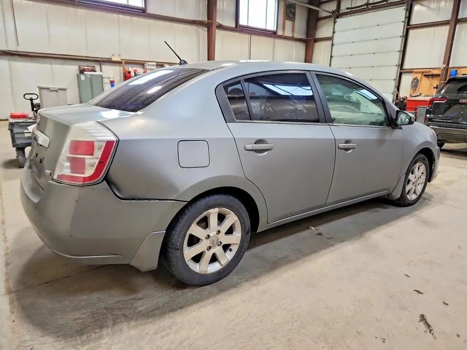 2010 NISSAN SENTRA 2.0  