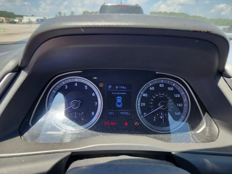 2020 HYUNDAI SONATA SE  