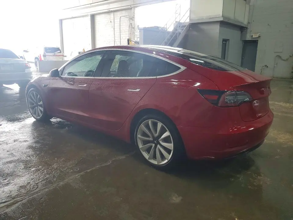 2018 TESLA MODEL 3   