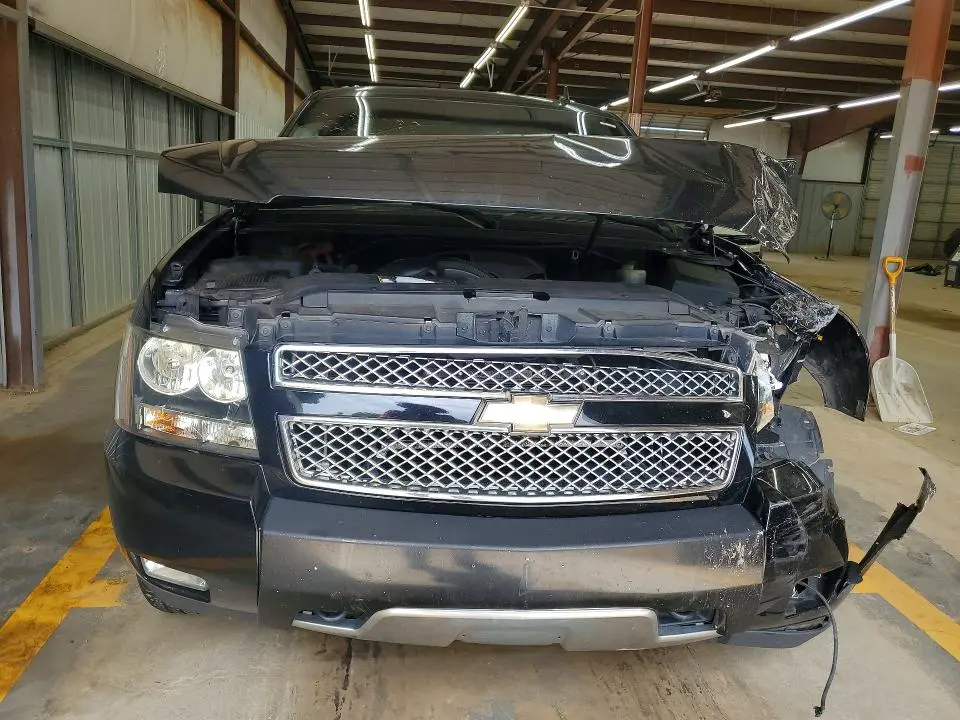 2011 CHEVROLET SUBURBAN K1500 LT  