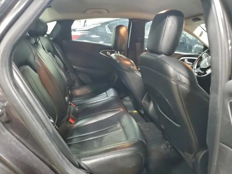 2017 CHRYSLER 200 LIMITED  