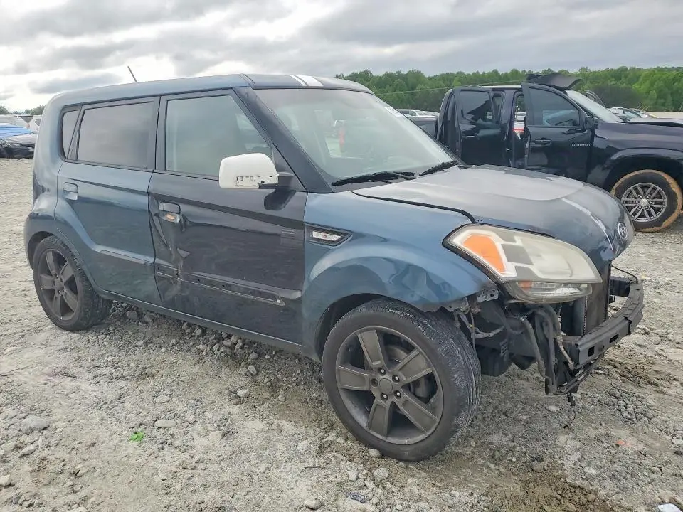 2010 KIA SOUL +  