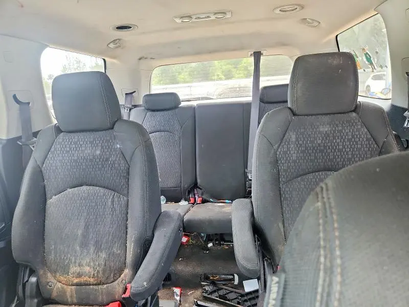 2014 GMC ACADIA SLE  