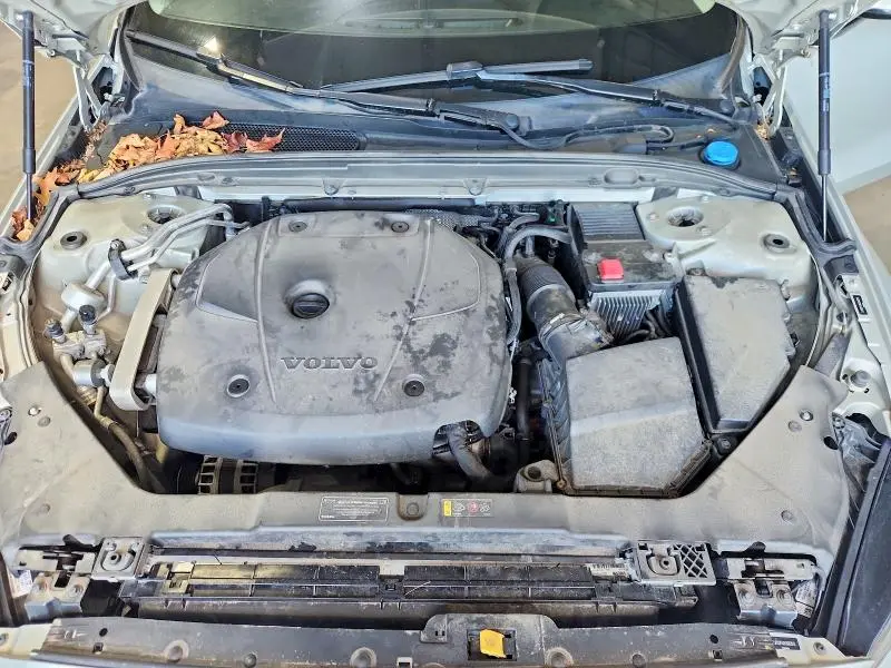 2019 VOLVO S60 T5 MOMENTUM  