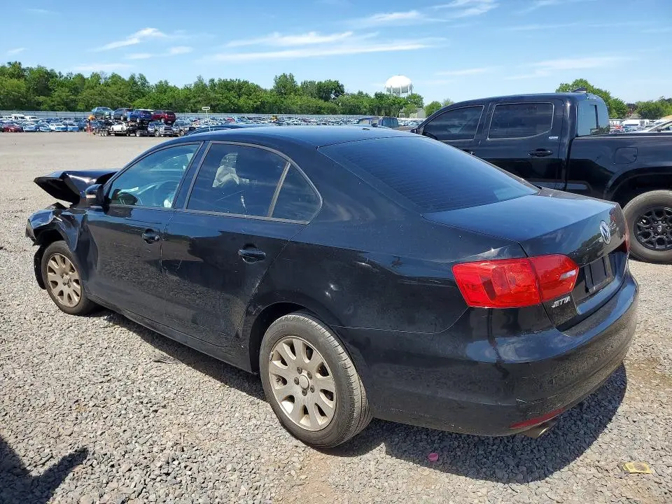 2012 VOLKSWAGEN JETTA SE  