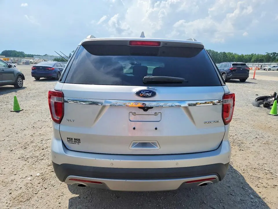 2016 FORD EXPLORER XLT  
