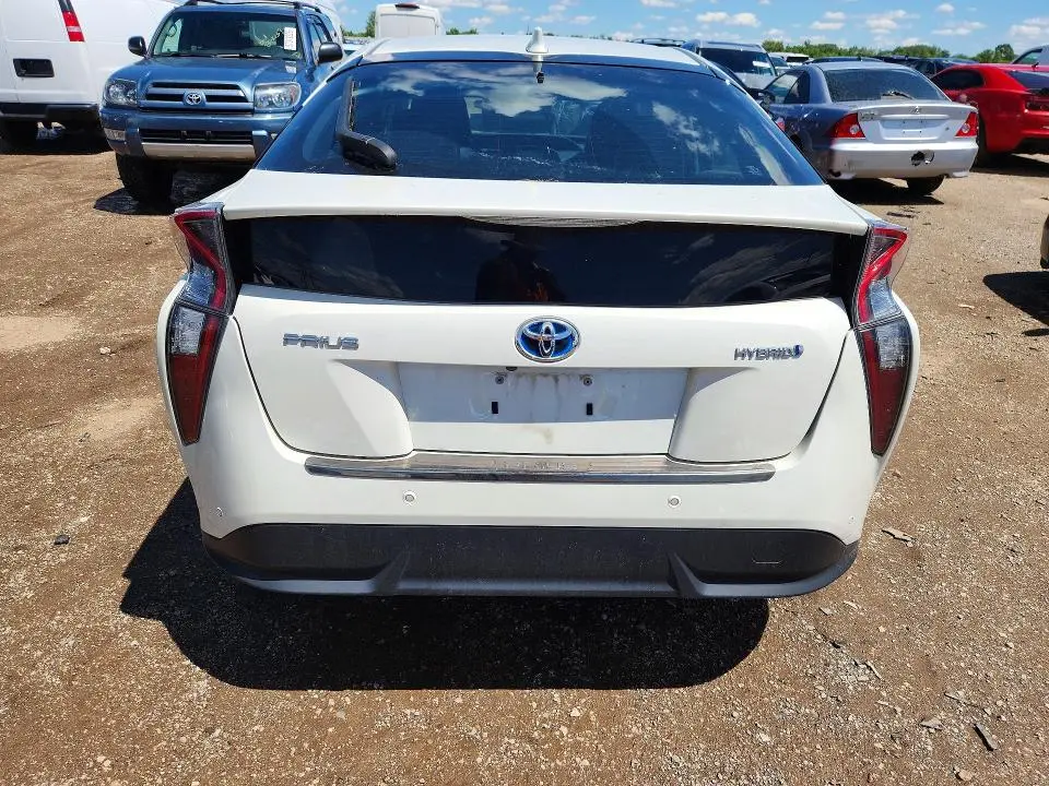 2018 TOYOTA PRIUS FOUR TOURING  