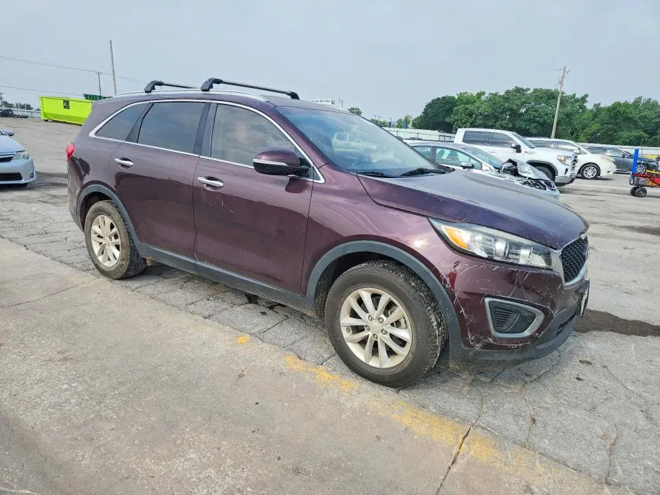 2017 KIA SORENTO LX  