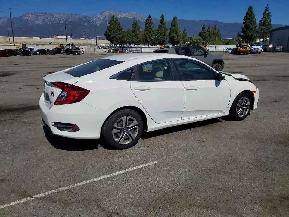 2018 HONDA CIVIC LX  