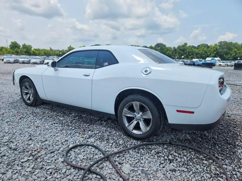 2016 DODGE CHALLENGER SXT  