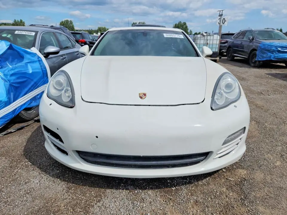 2012 PORSCHE PANAMERA 2  