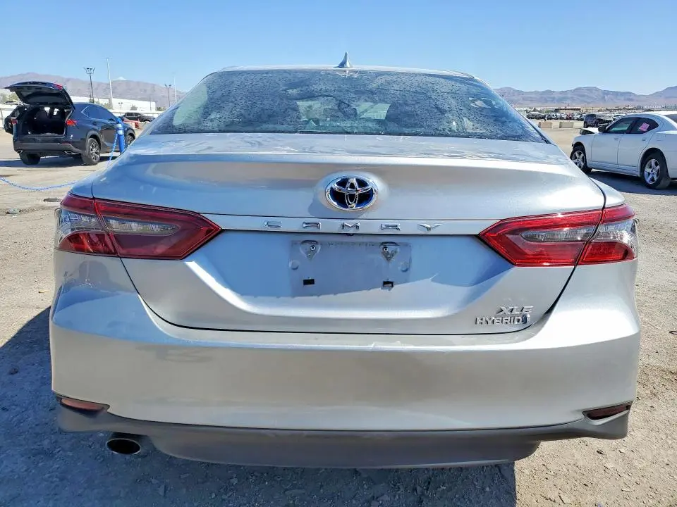2023 TOYOTA CAMRY XLE  