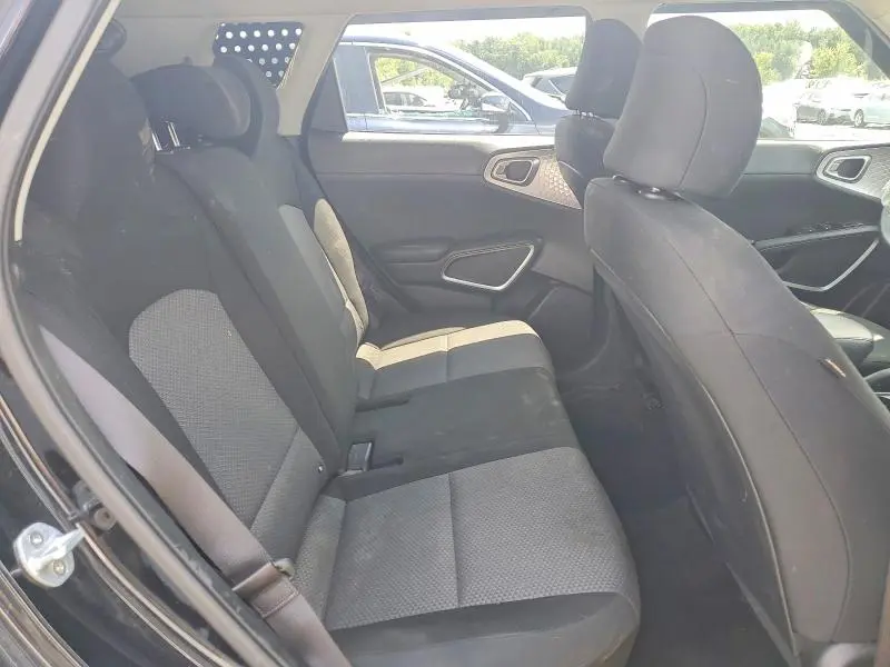 2020 KIA SOUL LX  