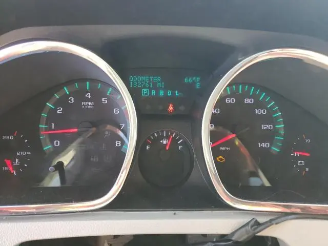 2010 CHEVROLET TRAVERSE LT  