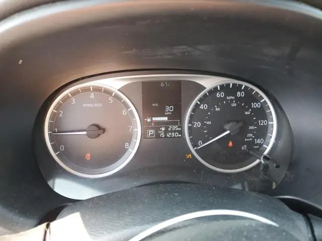 2021 NISSAN KICKS S  