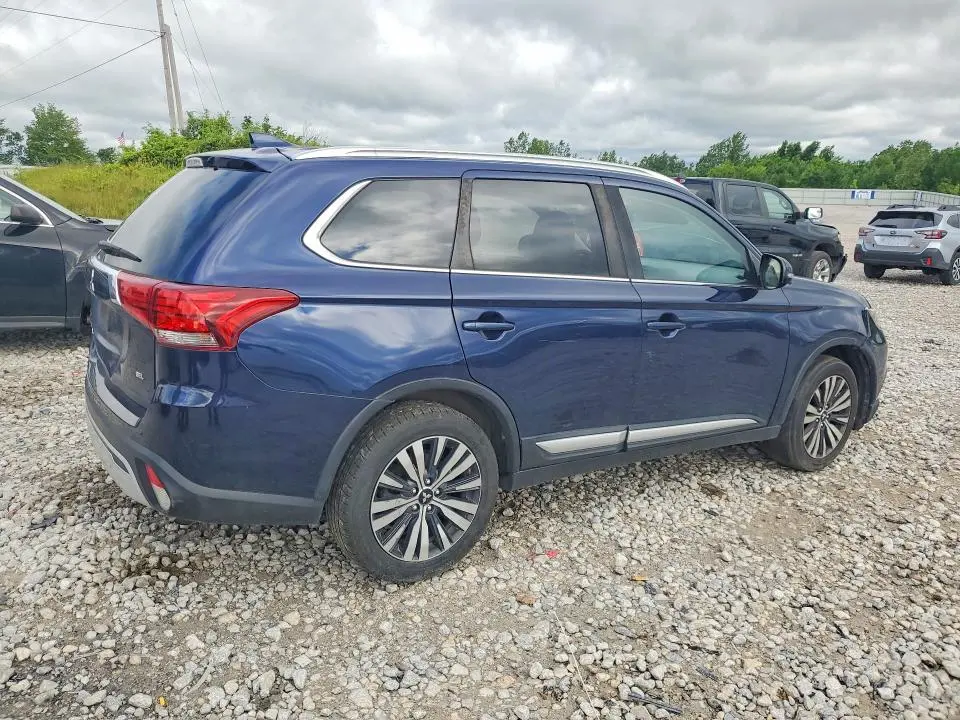 2020 MITSUBISHI OUTLANDER SE  