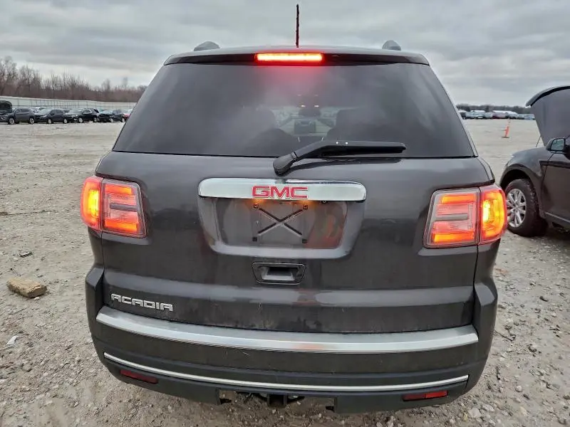 2013 GMC ACADIA SLT-1  