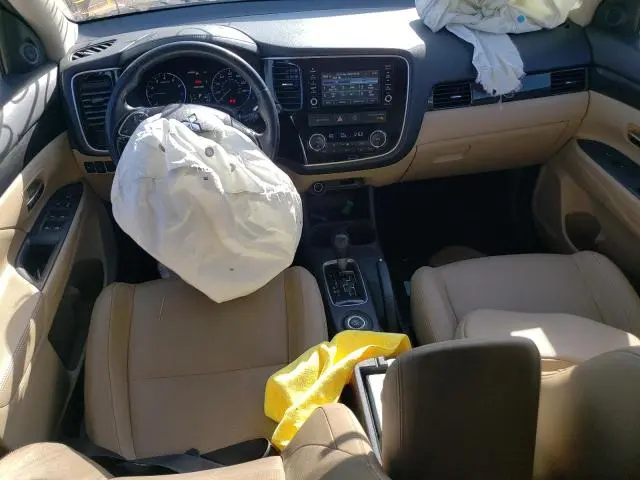 2016 MITSUBISHI OUTLANDER SE