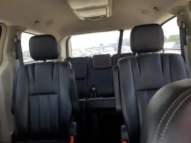 2016 CHRYSLER TOWN & COUNTRY TOURING  
