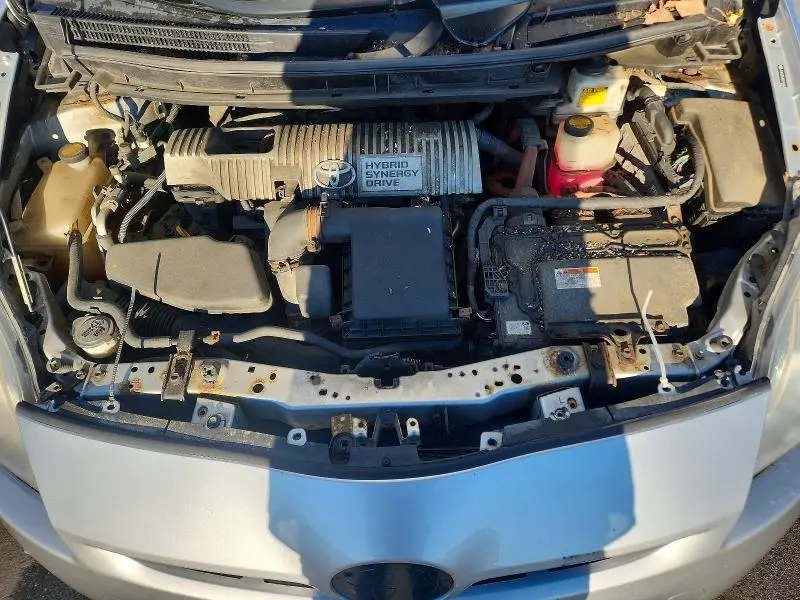 2011 TOYOTA PRIUS THREE  