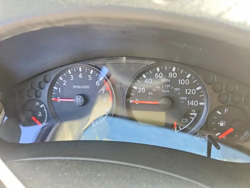 2017 NISSAN FRONTIER SV  