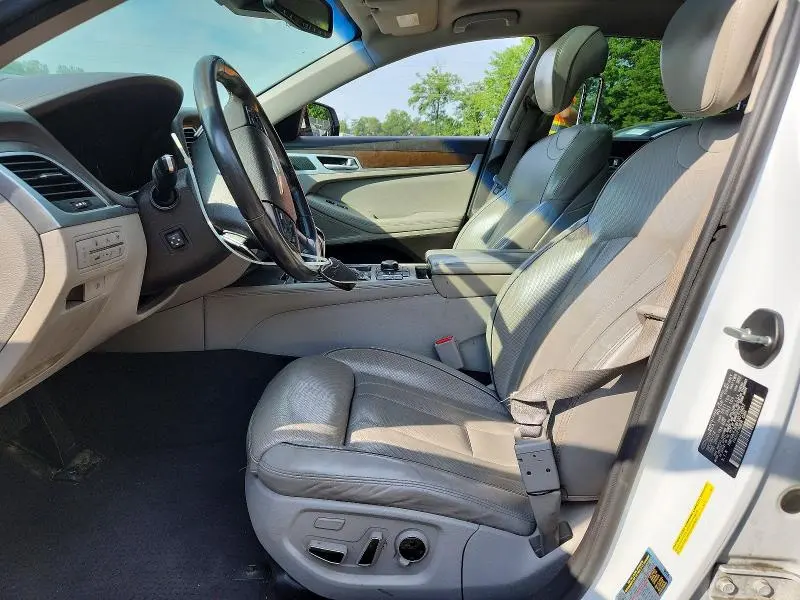 2015 HYUNDAI GENESIS 3.8L  