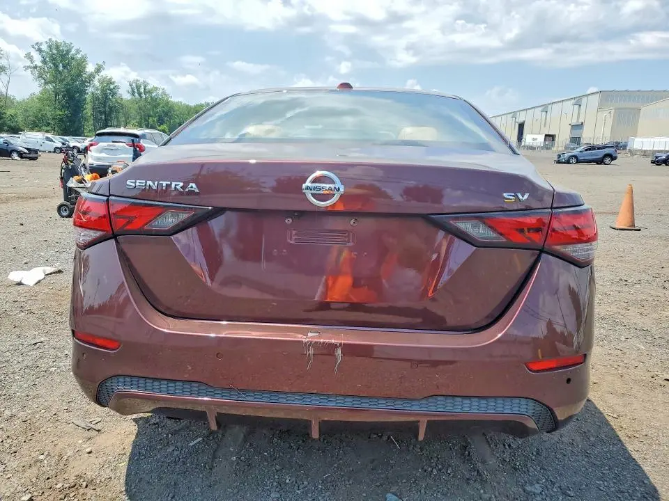 2021 NISSAN SENTRA SV  