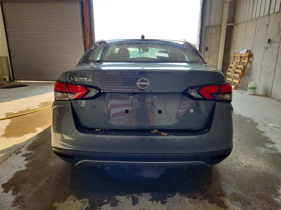 2025 NISSAN VERSA S  