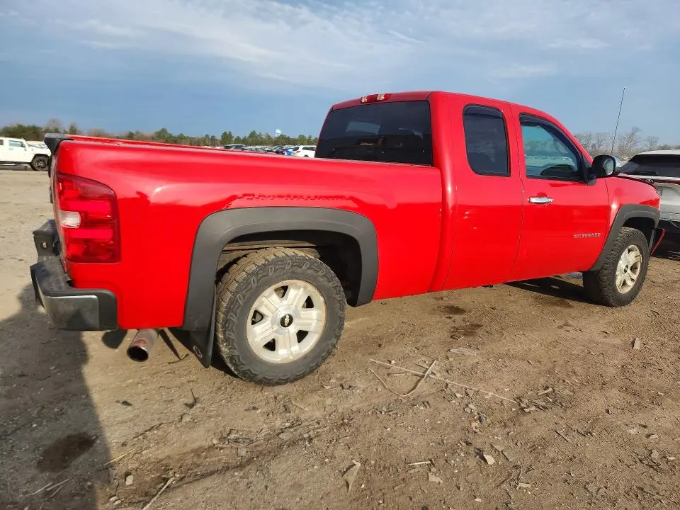 2010 CHEVROLET SILVERADO K1500 LT  